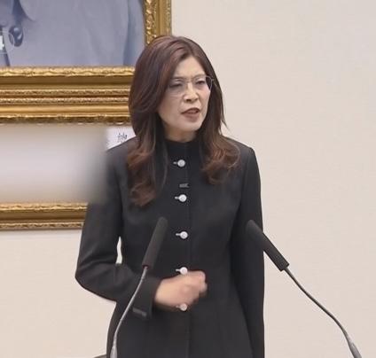 蓝营有​​​​​​​郑丽文、卢秀燕、徐淑华等​​​​​十几位女性政治人物，你最喜