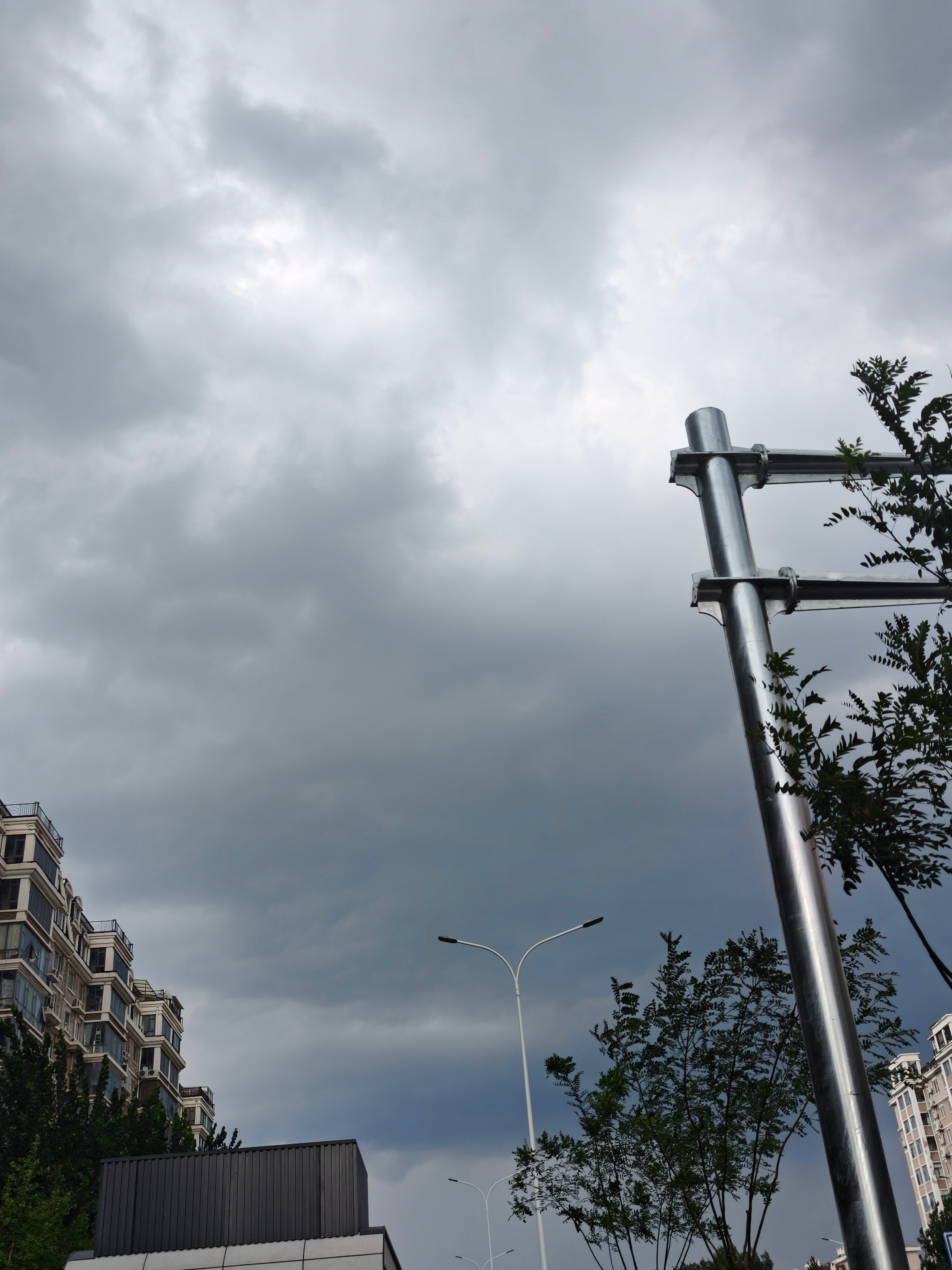 要下雨 