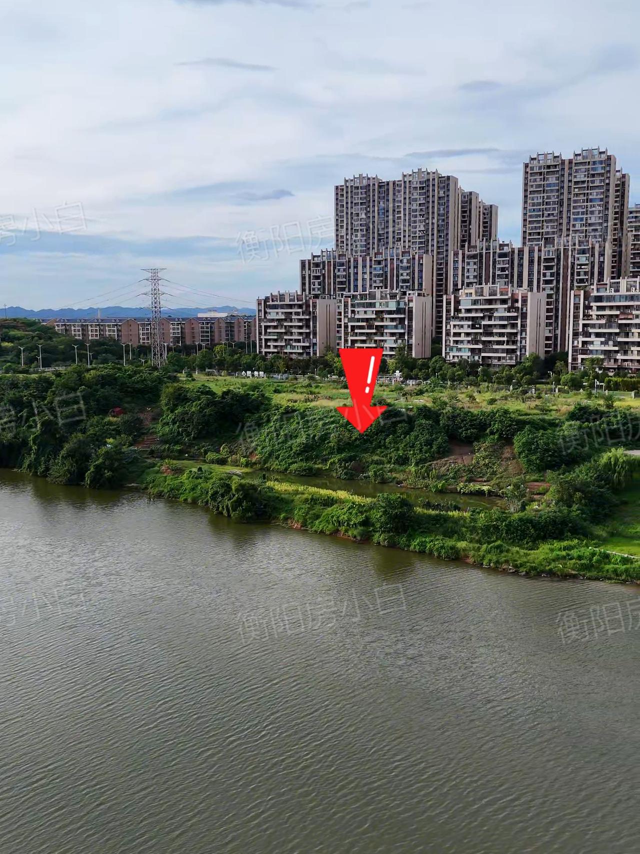 昨天带大家看珠晖区防洪圈，你们都说石鼓区蒸水北路怎么还不开工
 
今天带你们到现