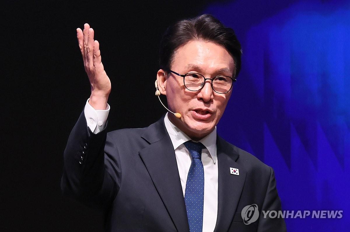 就是一个借口！据韩联社3月23日电，韩国总理金民锡临时取消访华出席博鳌亚洲论坛的