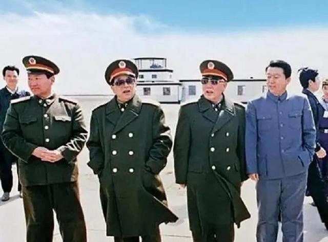 1986年时任国防部长的秦基伟随杨得志率领的军事代表团访问朝鲜，在平壤他提出了一