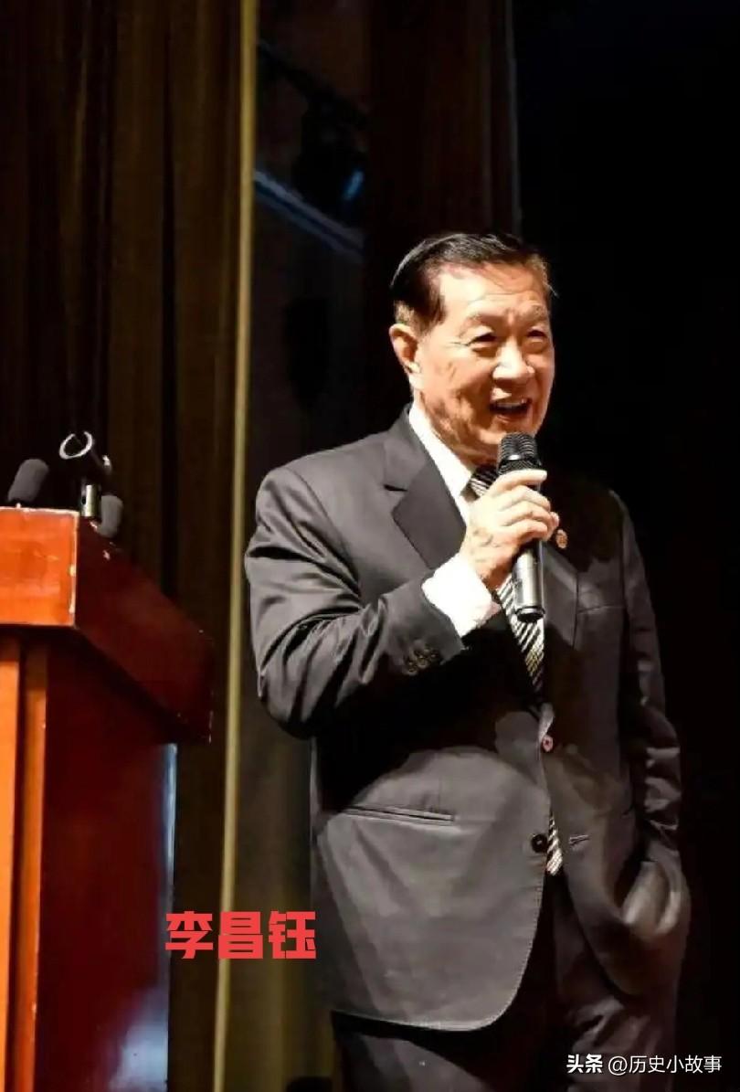 李昌钰说：我小时候心里很不平衡，我哥哥他们的小名都叫宝，什么刚宝、新宝…到了我变