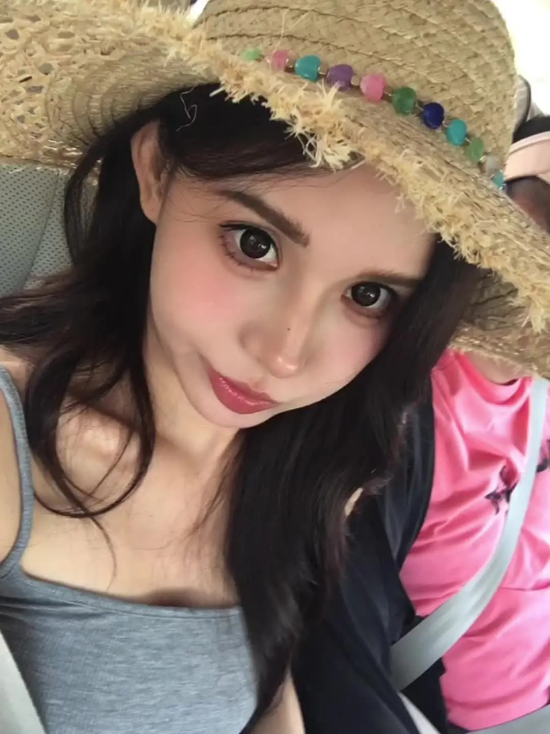 拥有一个伴侣或者朋友 可以在你心情低落时鼓励你 让你重拾信心 这非常重要