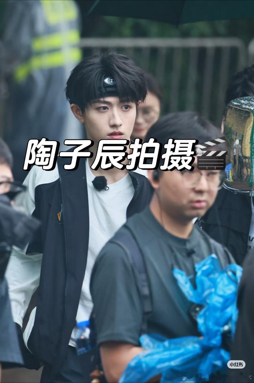 朱志鑫 全员加速中 录制路透，脸在江山在，唯一一位出楼打也天下无敌的大帅哥！[送