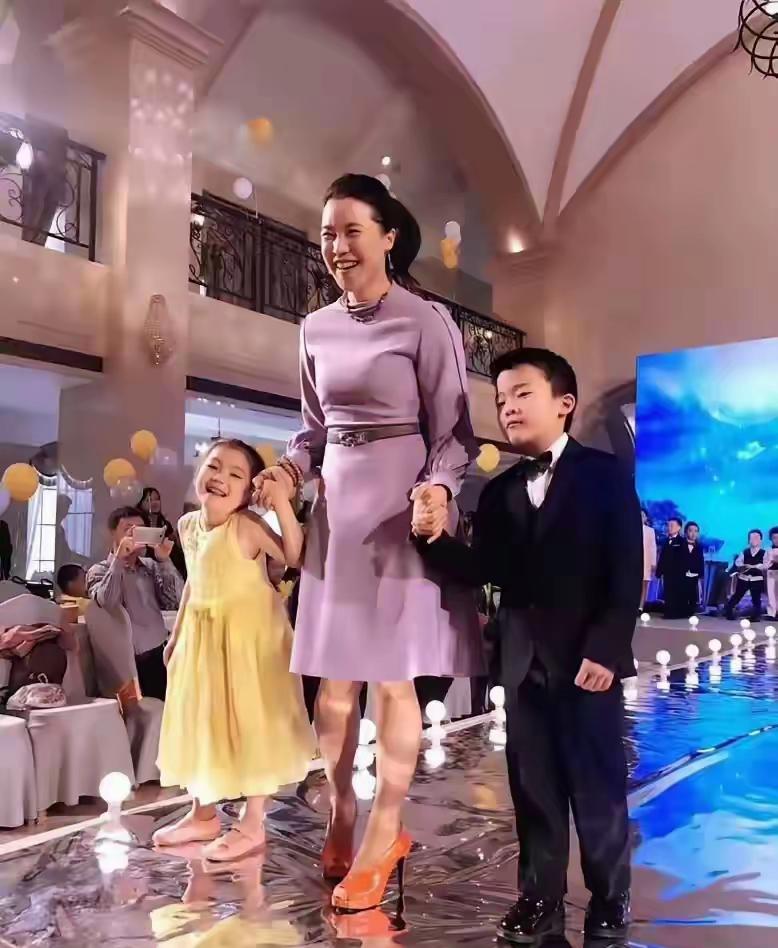 这个女人确实优秀。