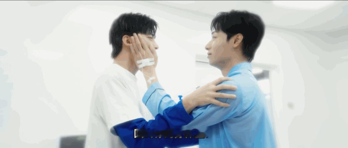 越南剧 我的小鬼男友 更至第六集 中字⬇️
阿健没死，阿飘用灵力把他救回来了..