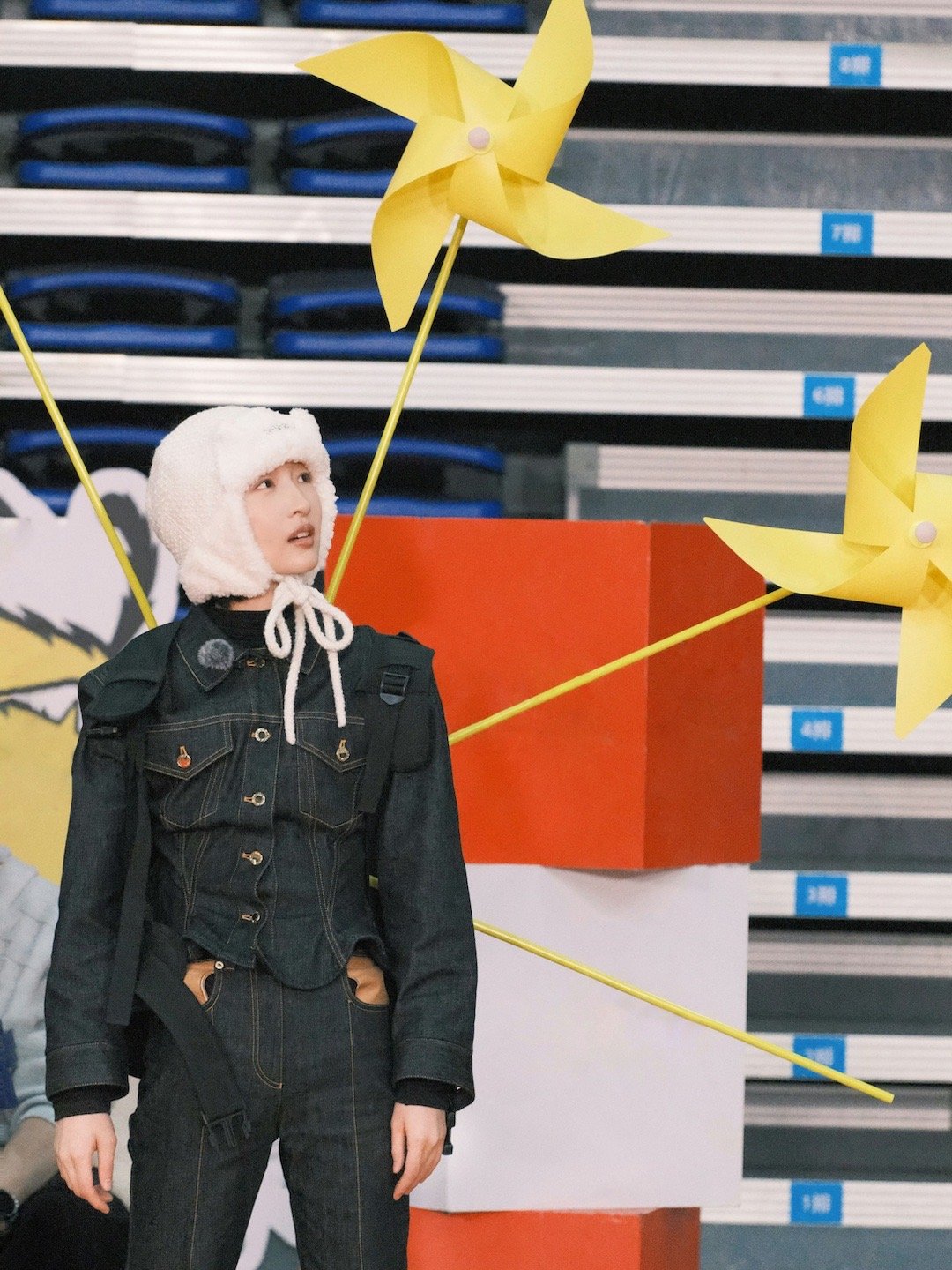 周冬雨素颜录节目这居然是素颜的周冬雨  你们敢信周冬雨这个状态一点妆都没带？松弛