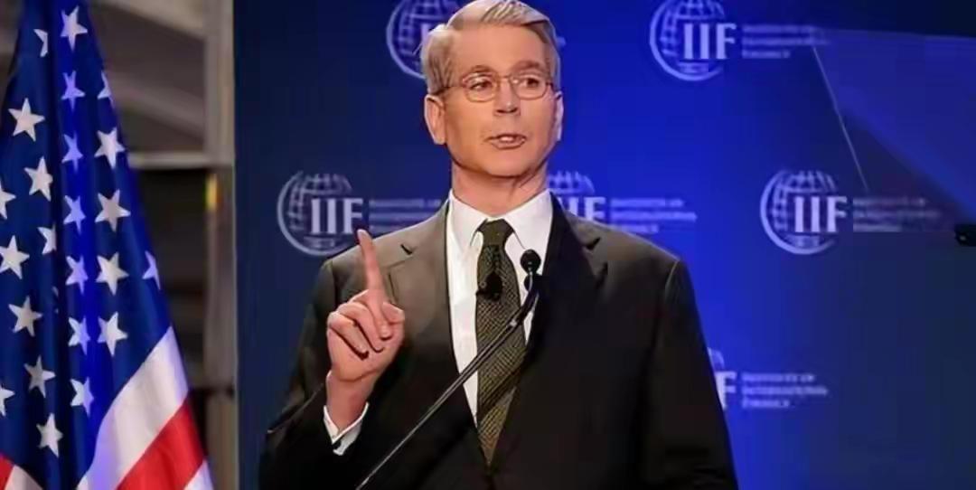 美国向全世界宣告，掌控霍尔木兹海峡的全部控制权，不允许任何一艘船进入伊朗？

这