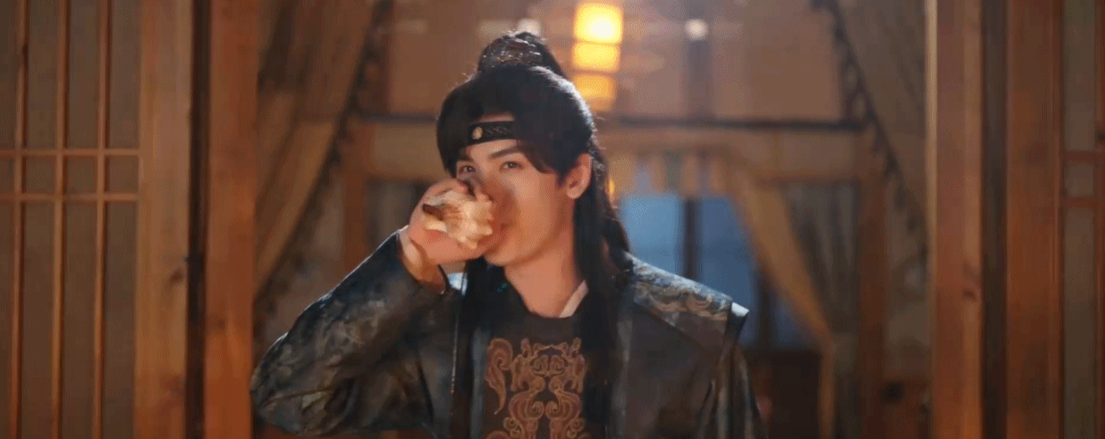 锦月令开播美艳后妈眼底的清冷与疯批继子的偏执，在《锦月令》里撞出了火花。隔着屏幕