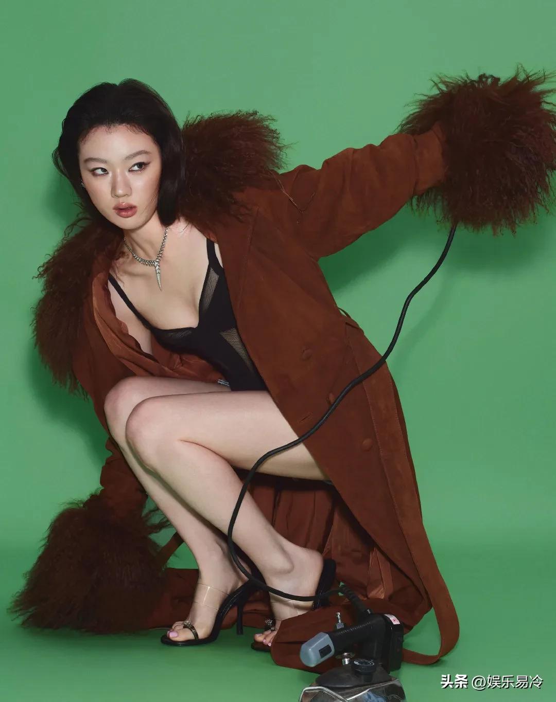 单依纯李荣浩这件事，猜测大概率就是单依纯一开始申请的时候就拒绝了，后面还是想要硬