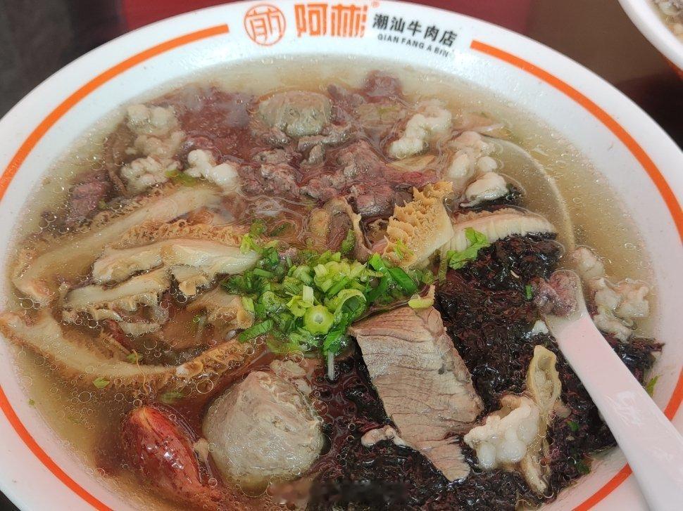 在广州的好处就是能满足你绝大部分对美食的想象，六拼[舔屏]广州[超话]广州美食美
