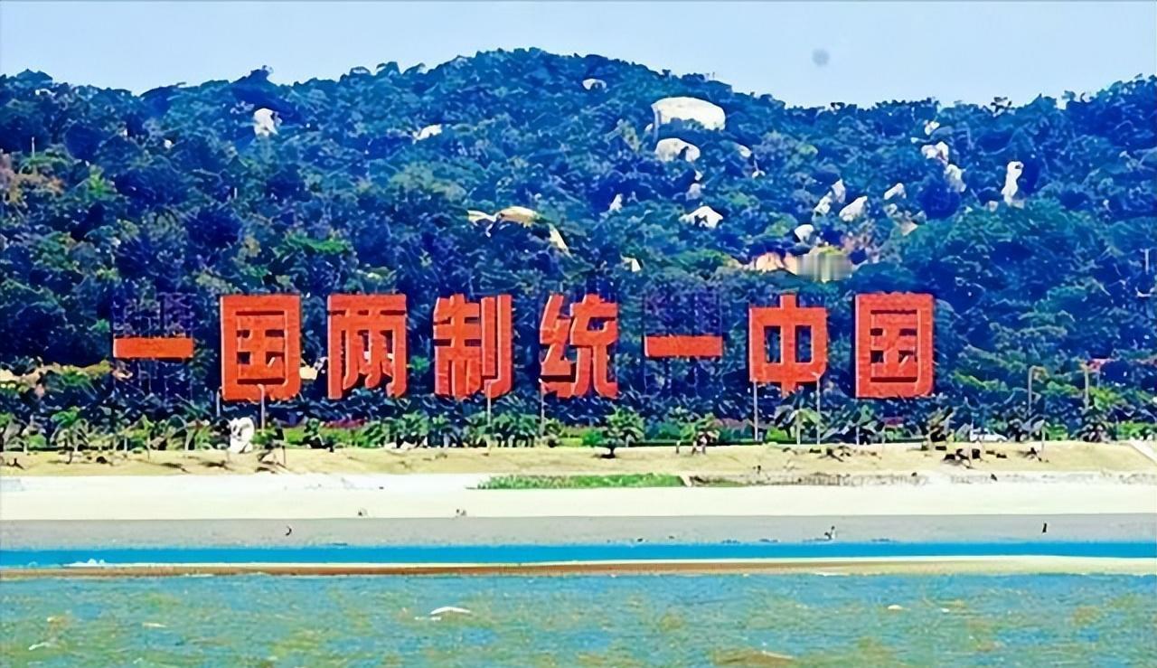 中国必须抓住时机，在特朗普执政期内解决台湾问题，因为特朗普是一个商人出身，他没有