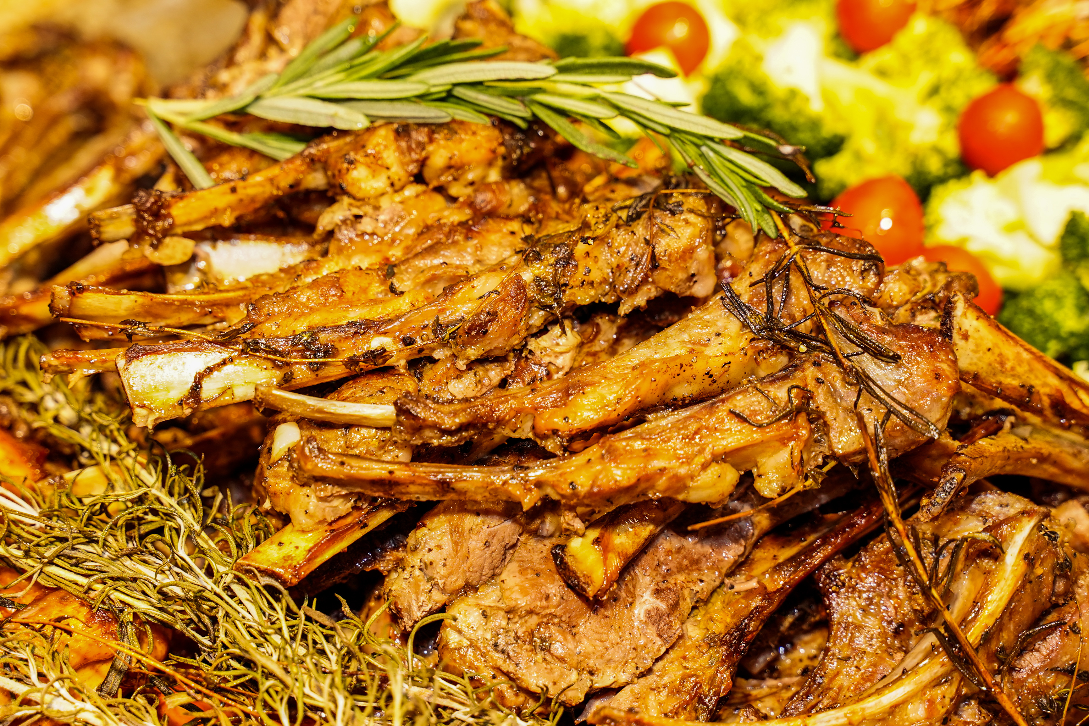 小鹏科技日一定不能错过小鹏科技园员工餐厅！2万平米超大空间，粤、川、湘、徽等多菜