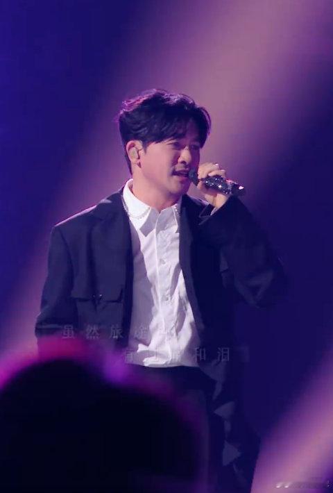 苏有朋一开口唱《雨蝶》，我的 DNA 直接炸了， 瞬间被拉回小时候守着电视的日子