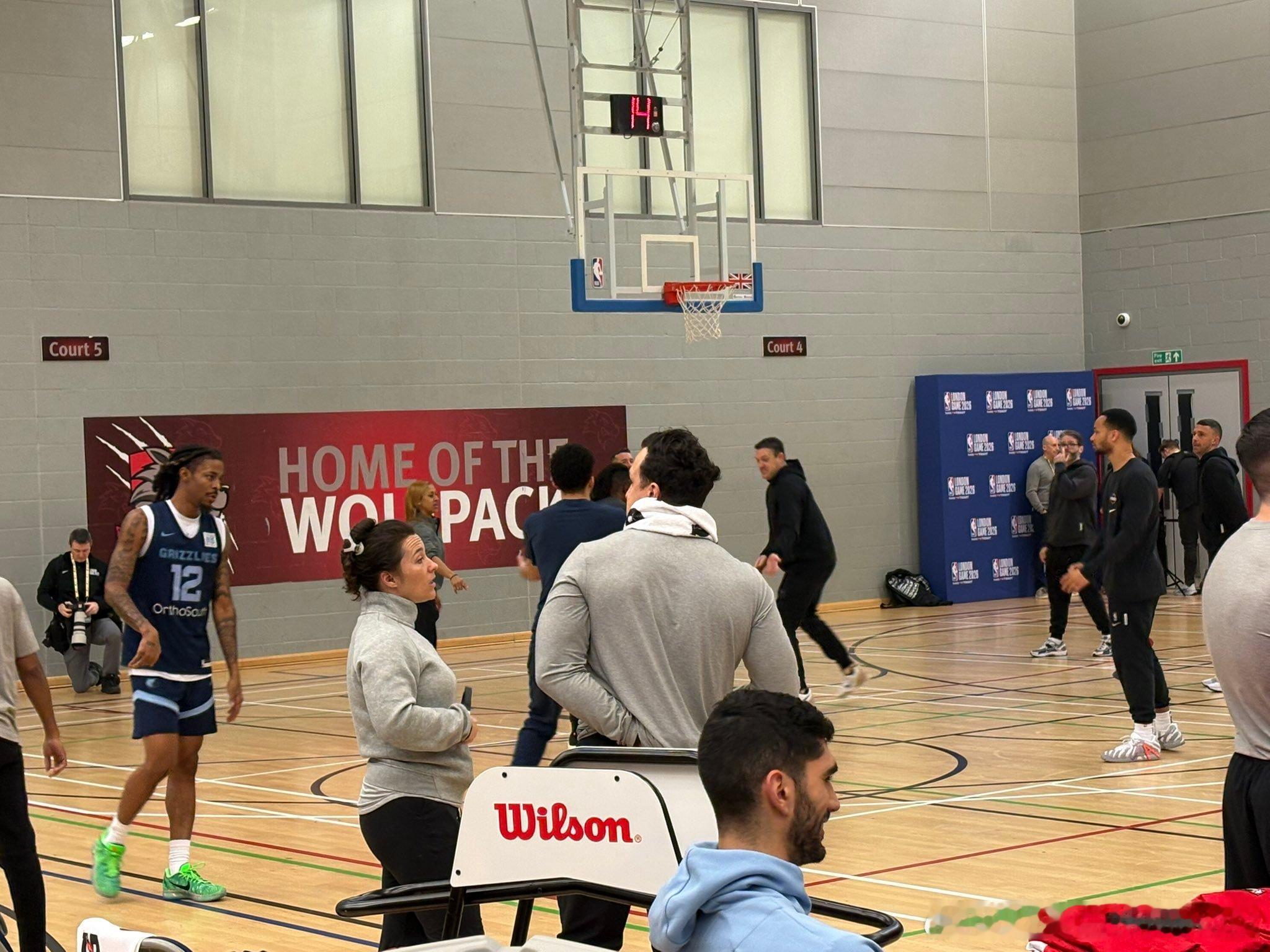 伊萨洛说：“莫兰特很有可能在伦敦赛中出场，他今天参加了全部训练，全速训练也没啥大