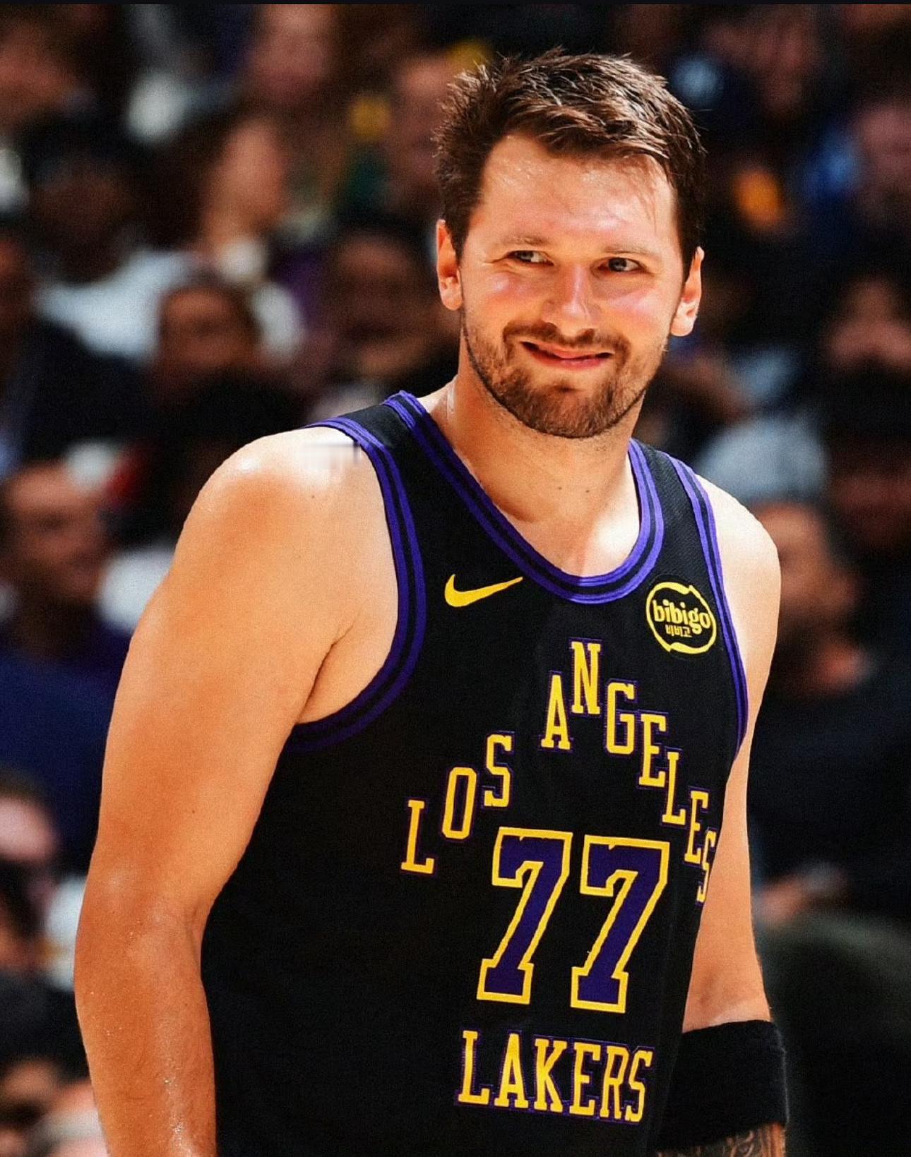 东契奇再度加冕nba常规赛得分王 盘点2000-2025历年常规赛得分王1999