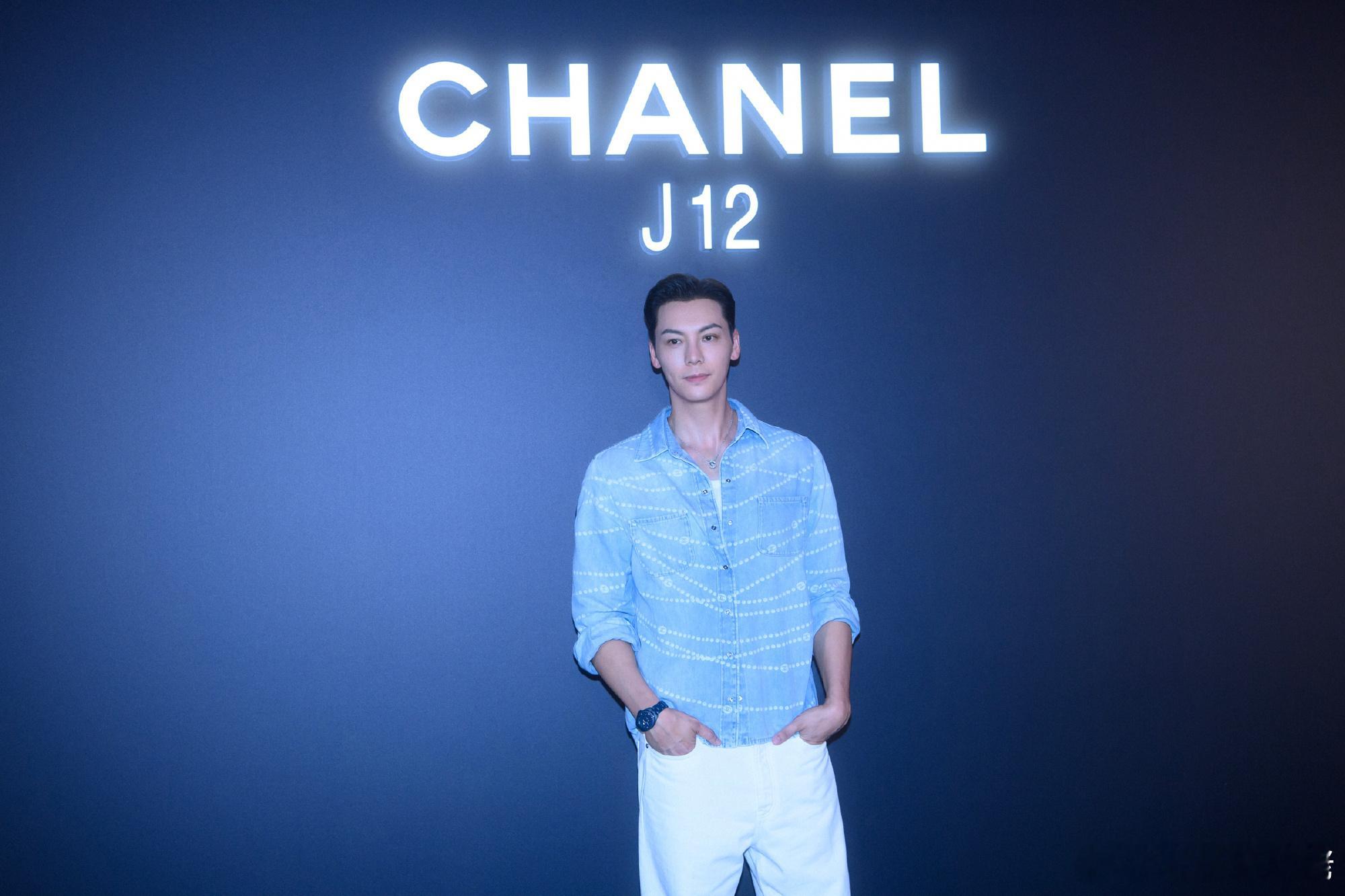 香港迷人风景→陈伟霆和 J12 BLEU！他是陈伟霆，也是张启山！ ​​​