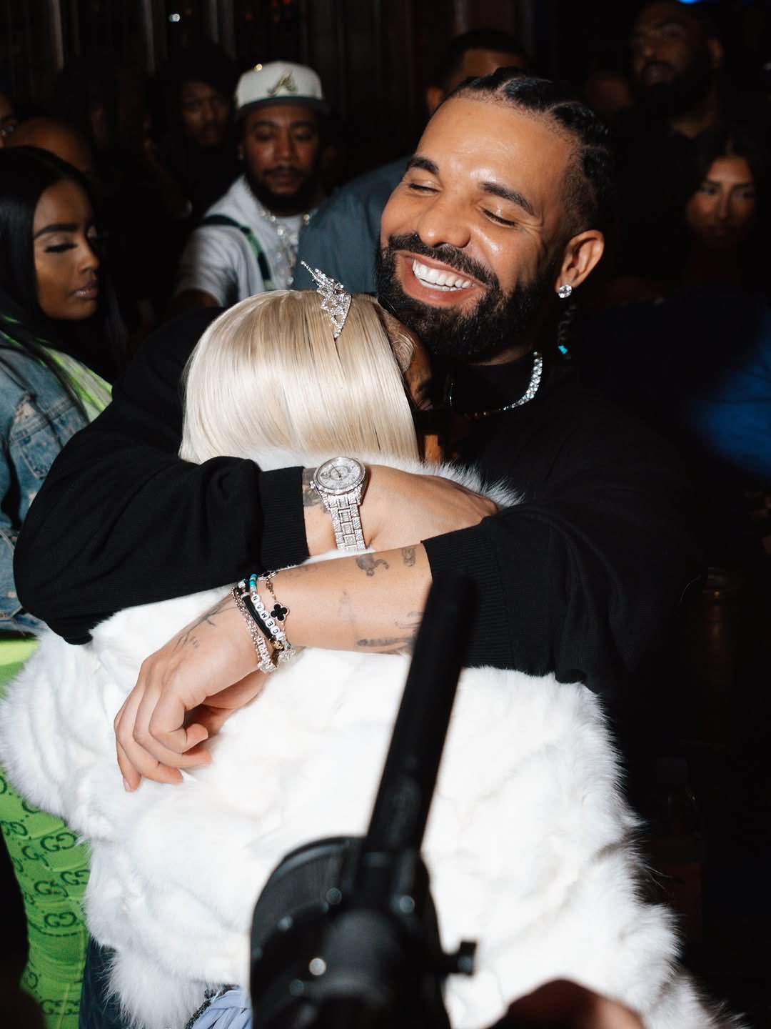 Sexyy Red 和 Drake 以及 Loe Shimmy 在多伦多 🥶 