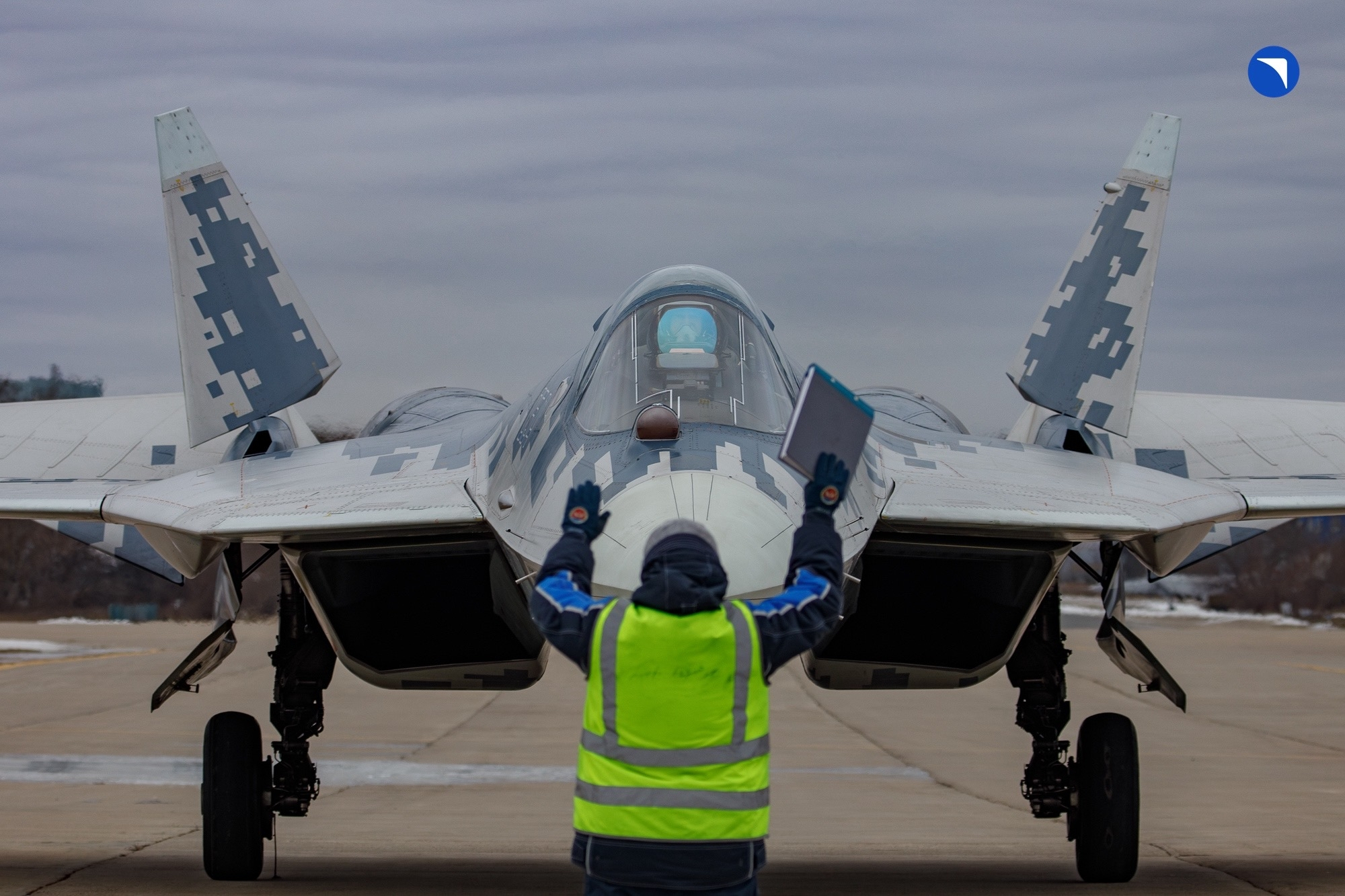 苏霍伊影像集 Su-57，联合航空制造集团公司（UAC）账号发布的照片。 