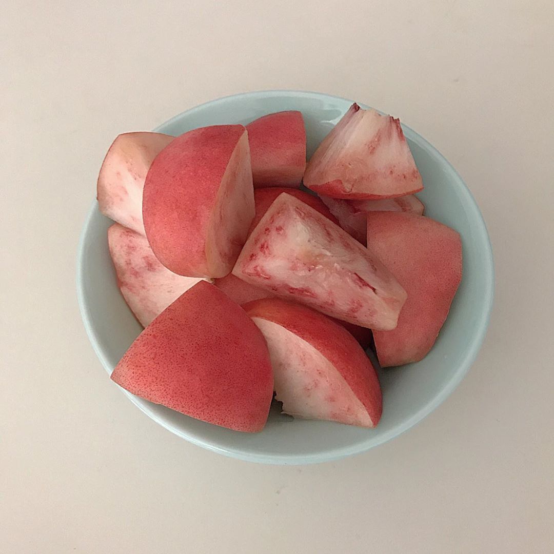 今天也是想吃桃子的一天🍑🍑🍑