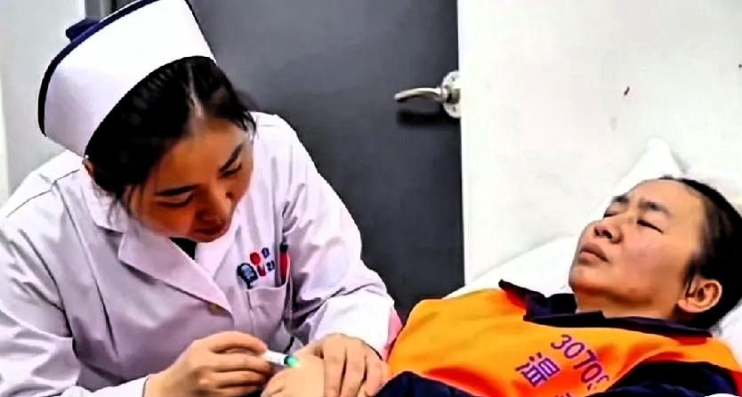 注射死刑的第三针，才是心跳真正的休止符。

这三针药剂的规范使用，并非单纯的行刑