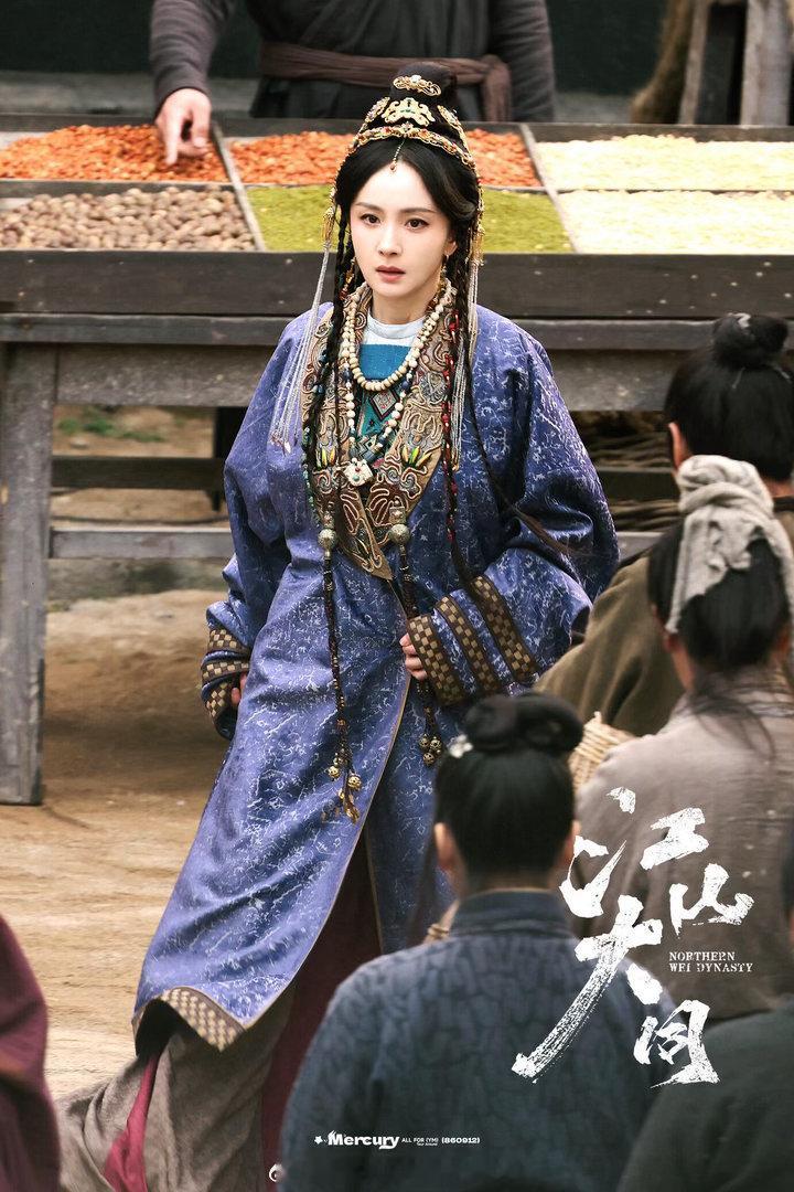 杨幂《江山大同》冯湮儿异域风造型路透！