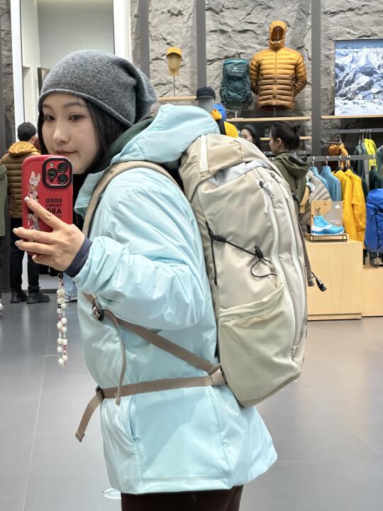 徒步10年了，聊聊我出发前必买的徒步装备