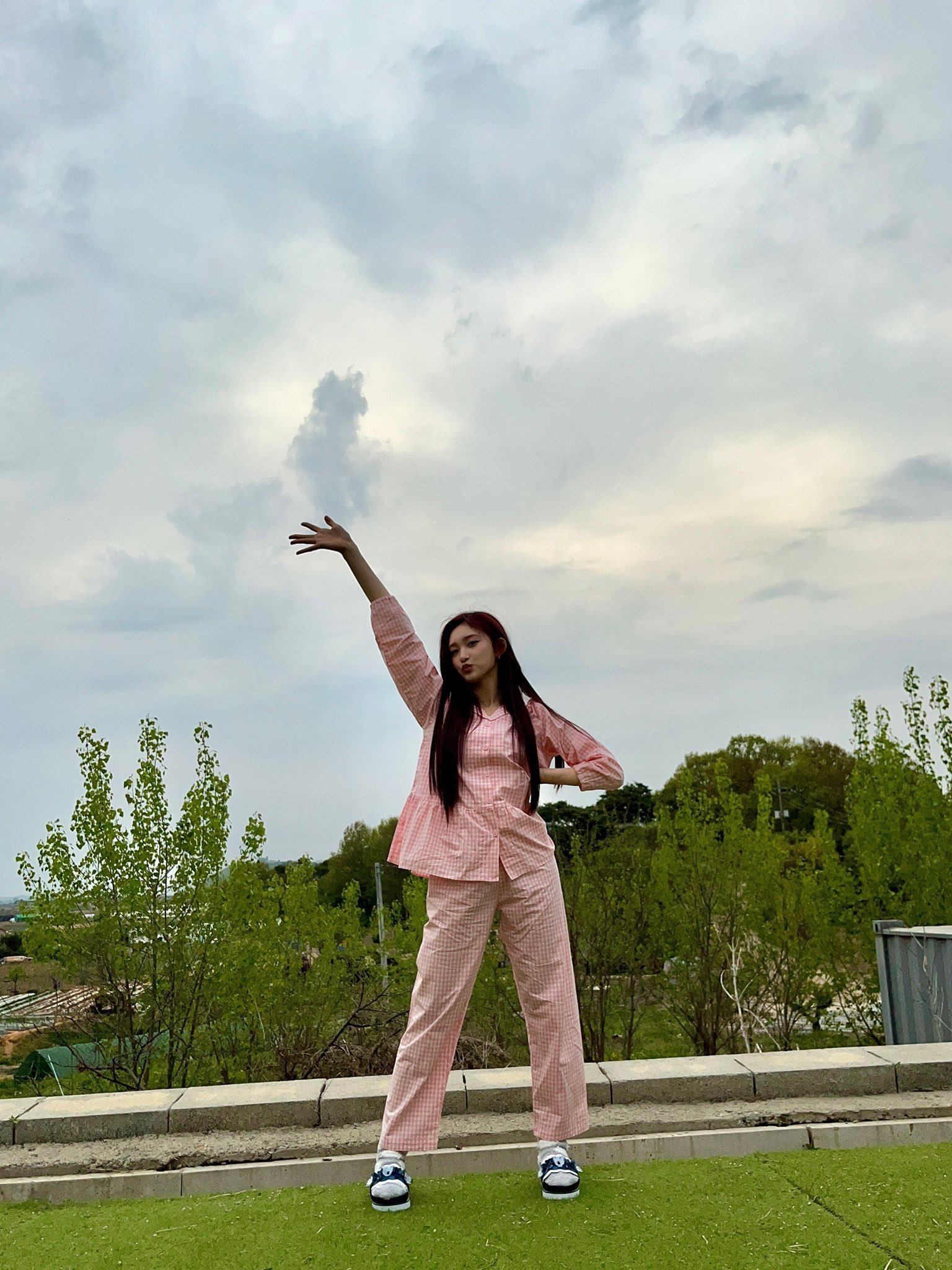 ive五团颜一 🌷ive五团一 🐯李瑞 220622【补档twi更新】💗?