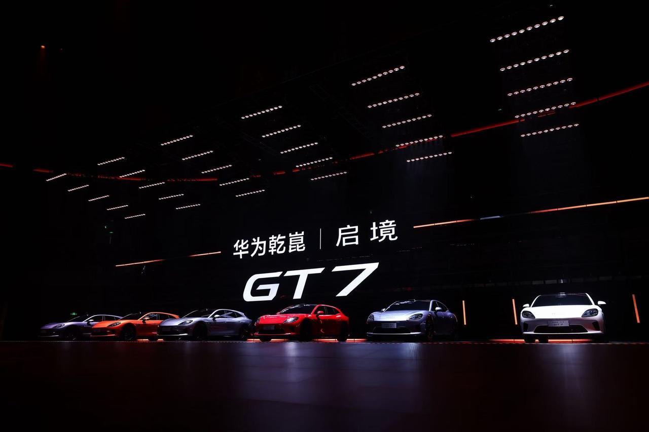 有人说，中国国产汽车只能剩下8家：
 1. 比亚迪（深圳）
2. 上汽（上海）
