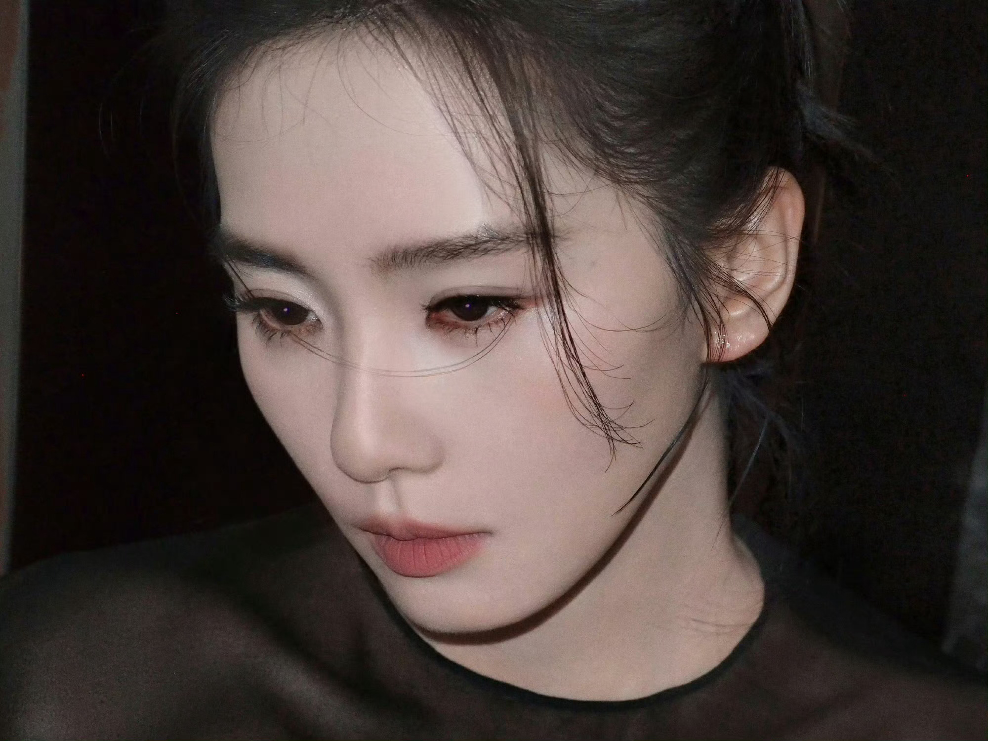 【刘诗诗】神女垂眸 ​    刘诗诗真的太瘦了 ​​​