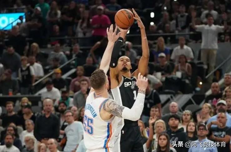 不出意外！随着马刺118：91雷霆，NBA本赛季总冠军概率如下！
1：雷霆（12