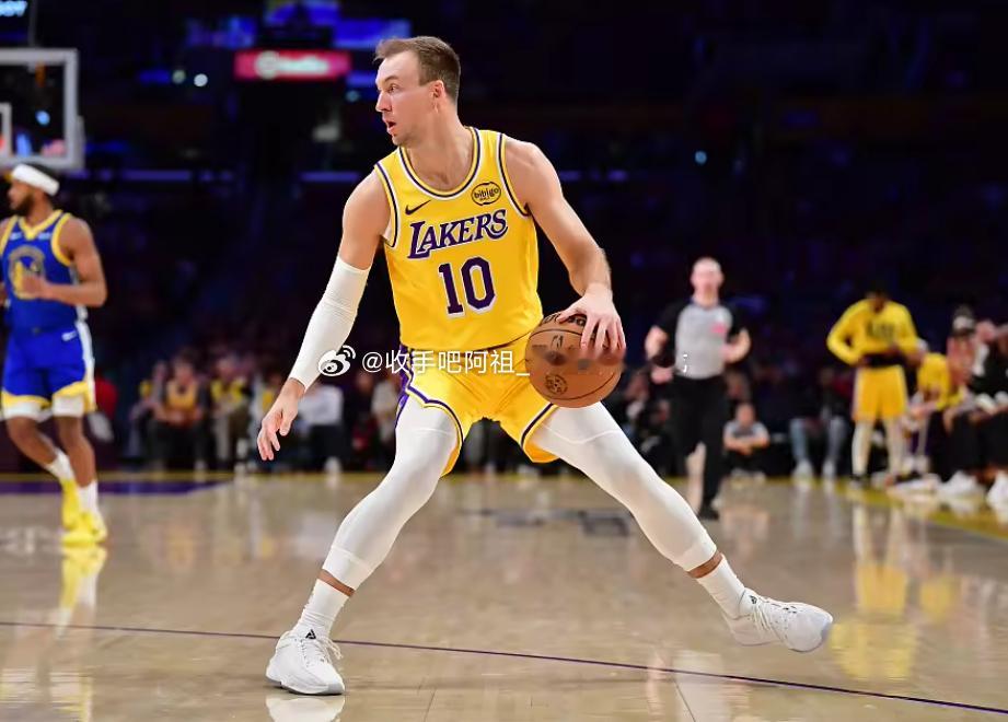 今日NBA季后赛西部首轮G1上演焦点之战，湖人坐镇主场与火箭交手，最终湖人107