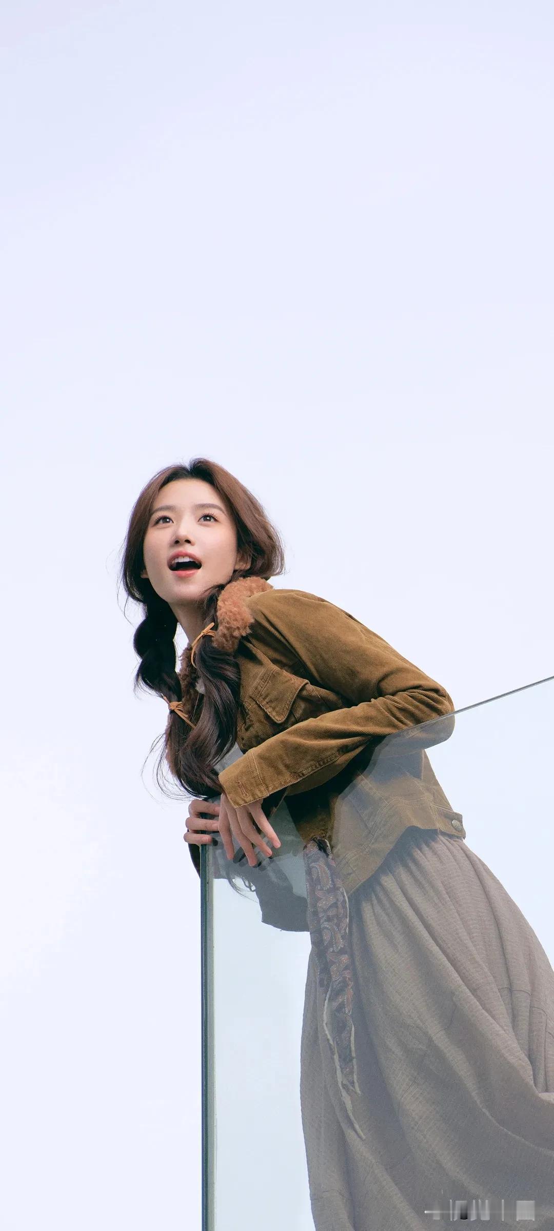 如此漂亮的女明星，为什么就是没什么名气呢？少女感爆棚的秋日穿搭，清新自然，少女心