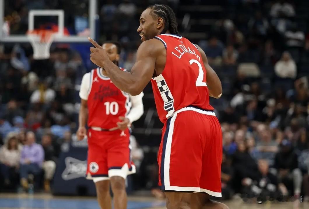 笑不活了！伦纳德要施压补强？先改改你"立棍单打"的毛病吧
 
快船附加赛出局，伦