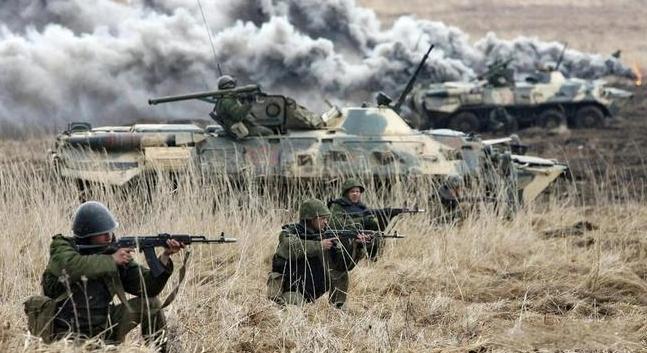 不少人总取笑俄罗斯，说对付一个乌克兰打了三年半还没彻底结束，觉得这仗打得“不漂亮