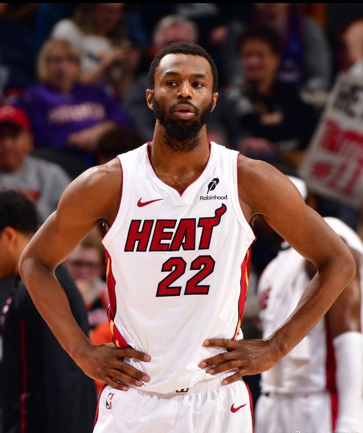 据Brett Siegel报道，热火队希望在任何关于安德鲁·威金斯的交易中获得一