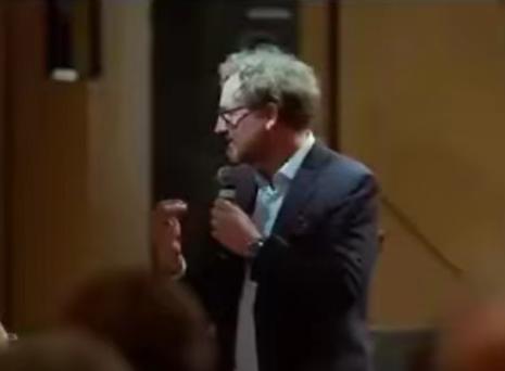 德国教授表示：中美之间之所以没有爆发战争，不是美国没有那个能力，而是美国担心自己