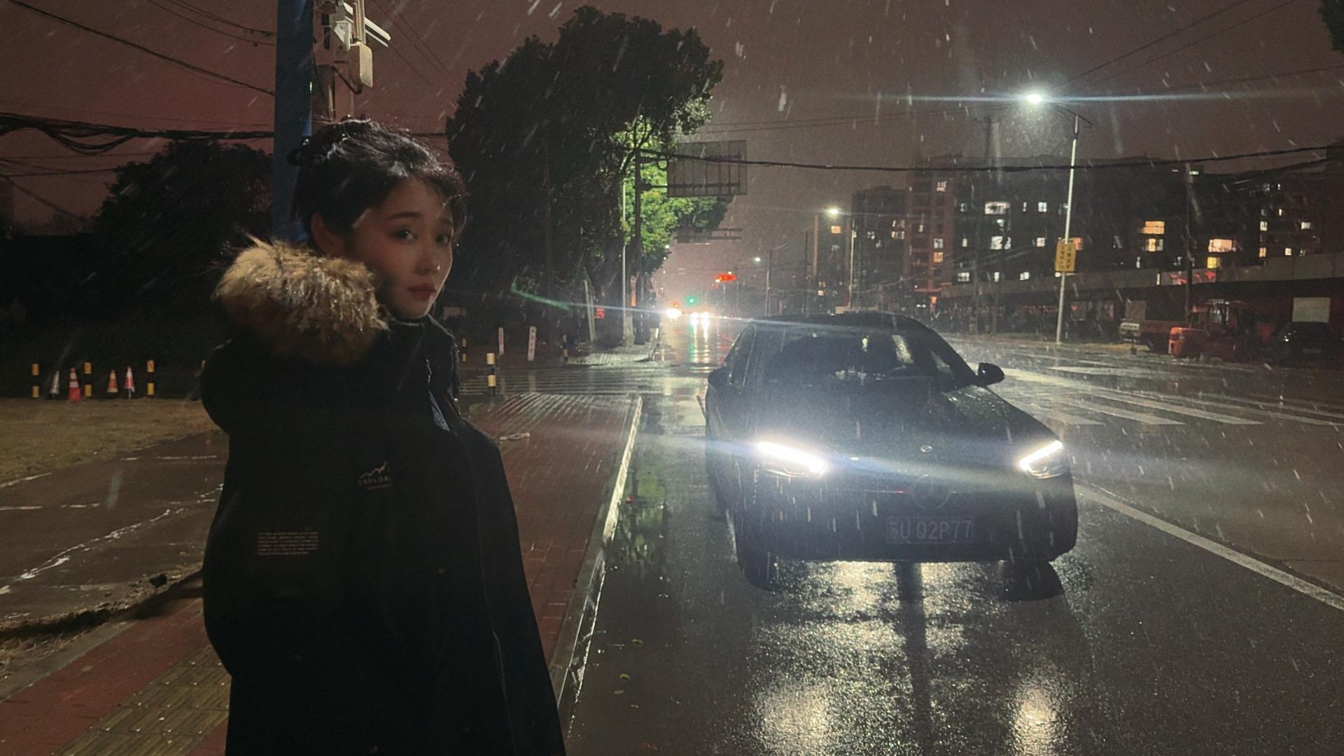 如果我有罪 请老天爷惩罚我拥有无尽的财富 让我每天因为花不完的钱财而发愁