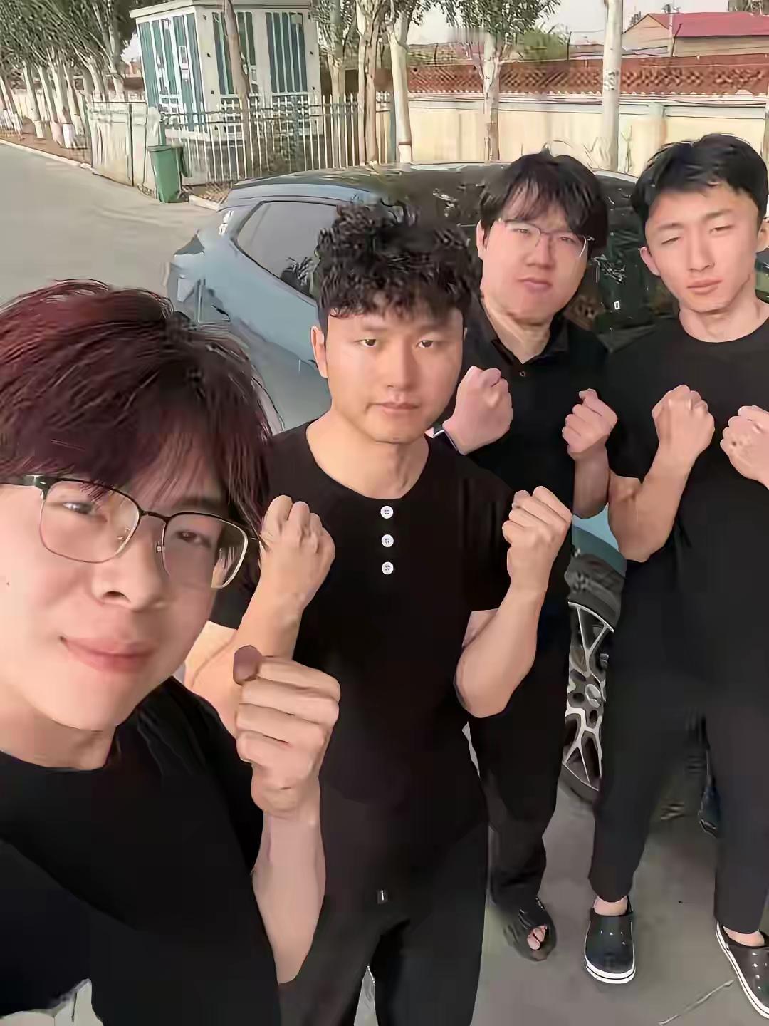 谁说当下年轻人没有担当？他们做了一件好些中年人望而生畏的事！

5月7日是一个深