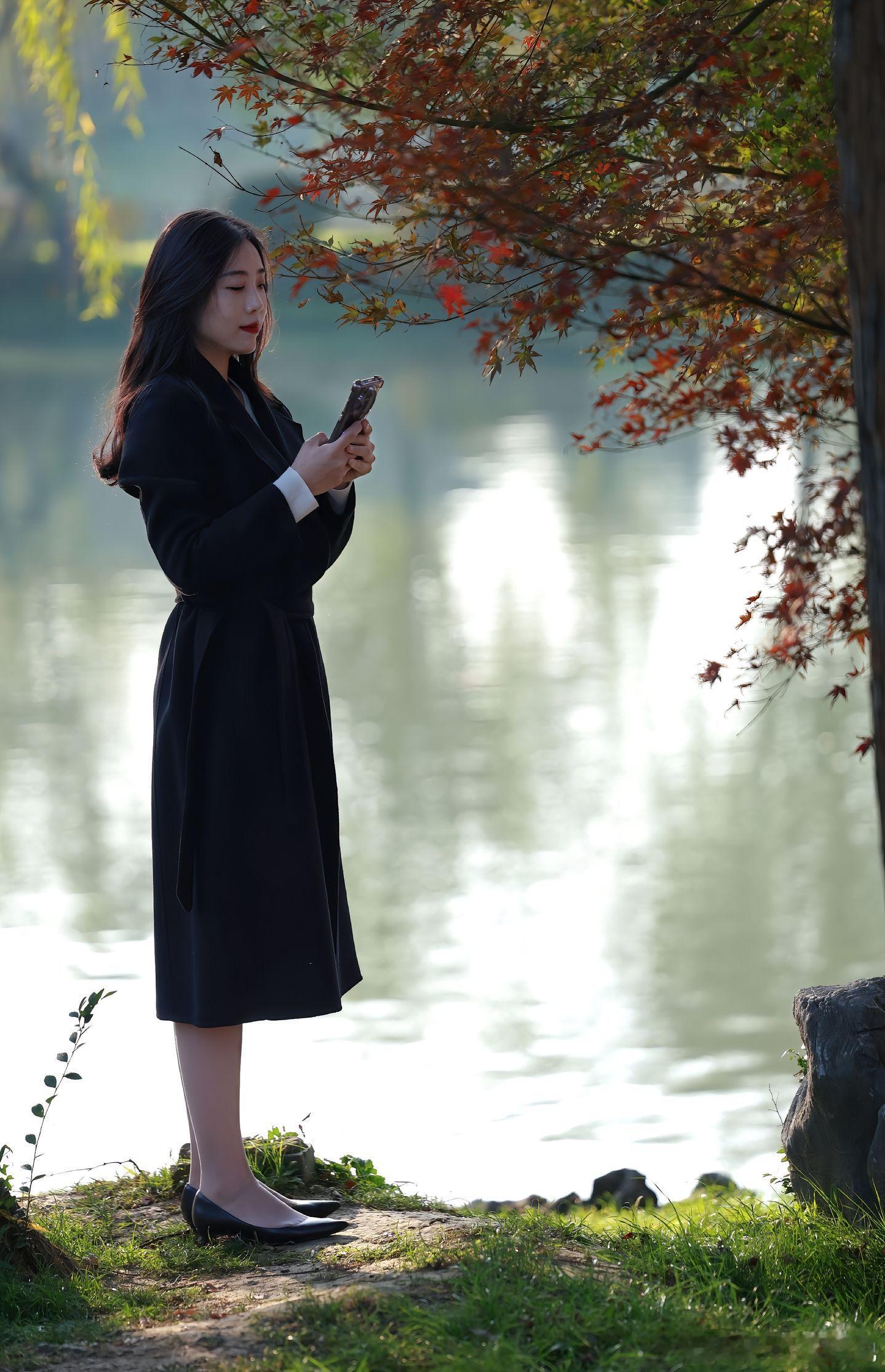 少女写真 河边的姑娘美女绘梦长廊