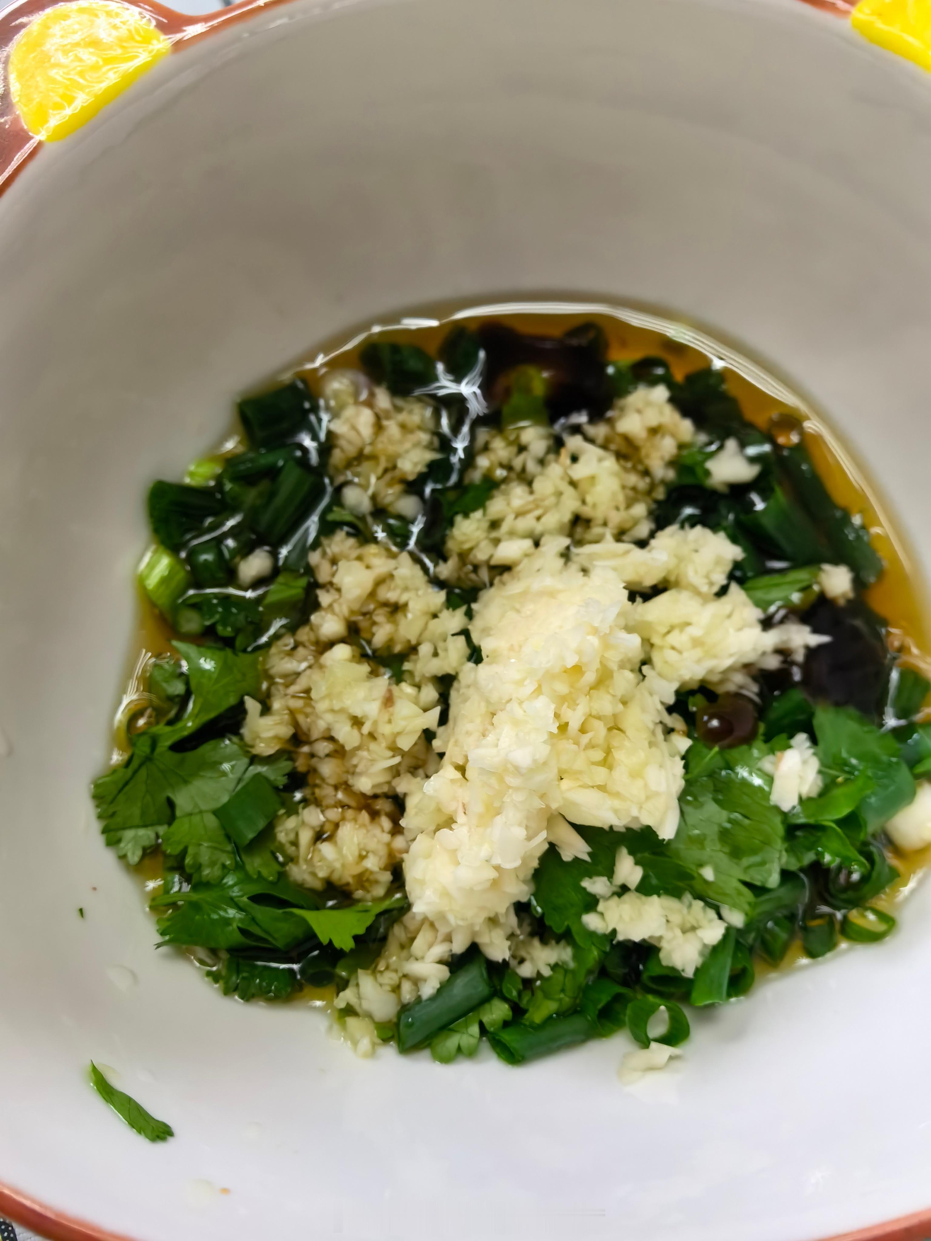 下雪了，那就吃火锅吧[春游家族]希望这是最后一场雪[苦涩] ​​​