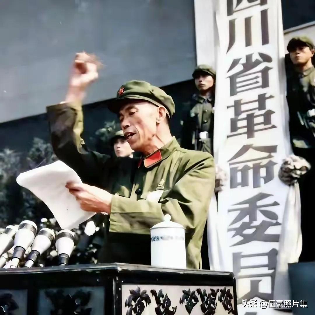 上世纪六十年代末，担任成都军区司令员兼四川省革命委员会副主任等职的梁兴初将军在某