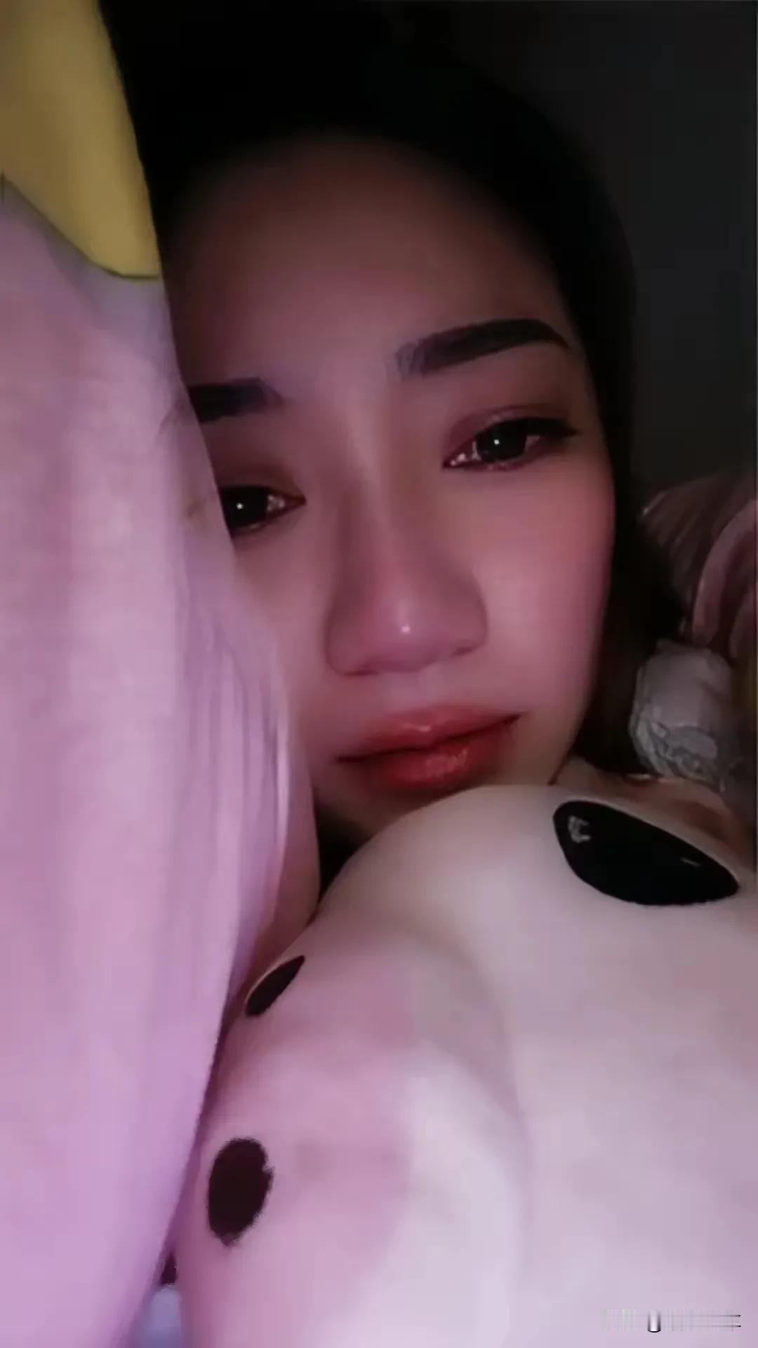侄女明天正式参加高考！
刷到的朋友，
能鼓励一下吗？
为她点点赞[赞]
送句祝福