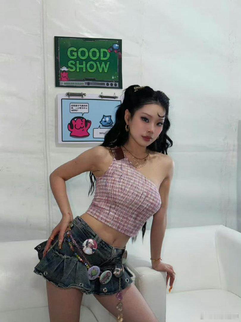 万妮达福州宣传满分女从万妮达MV里看到了90年代的福州 万妮达是家乡宣传满分女来