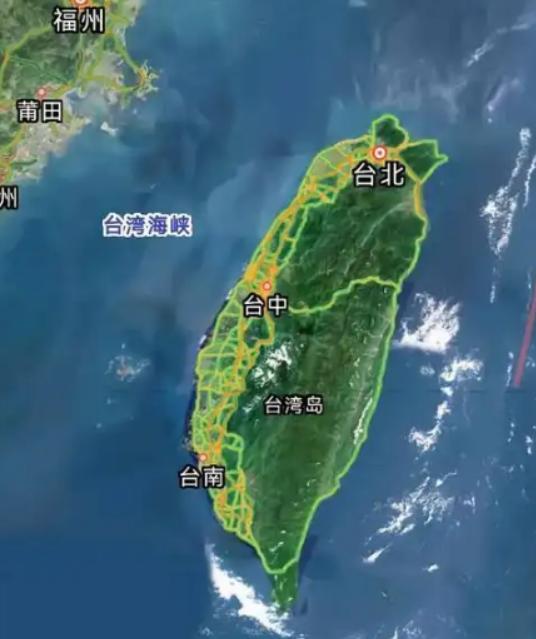 这下终于明白，中国为什么不趁机收回台湾了，说白了不是大陆不想，而是背后牵扯太多，