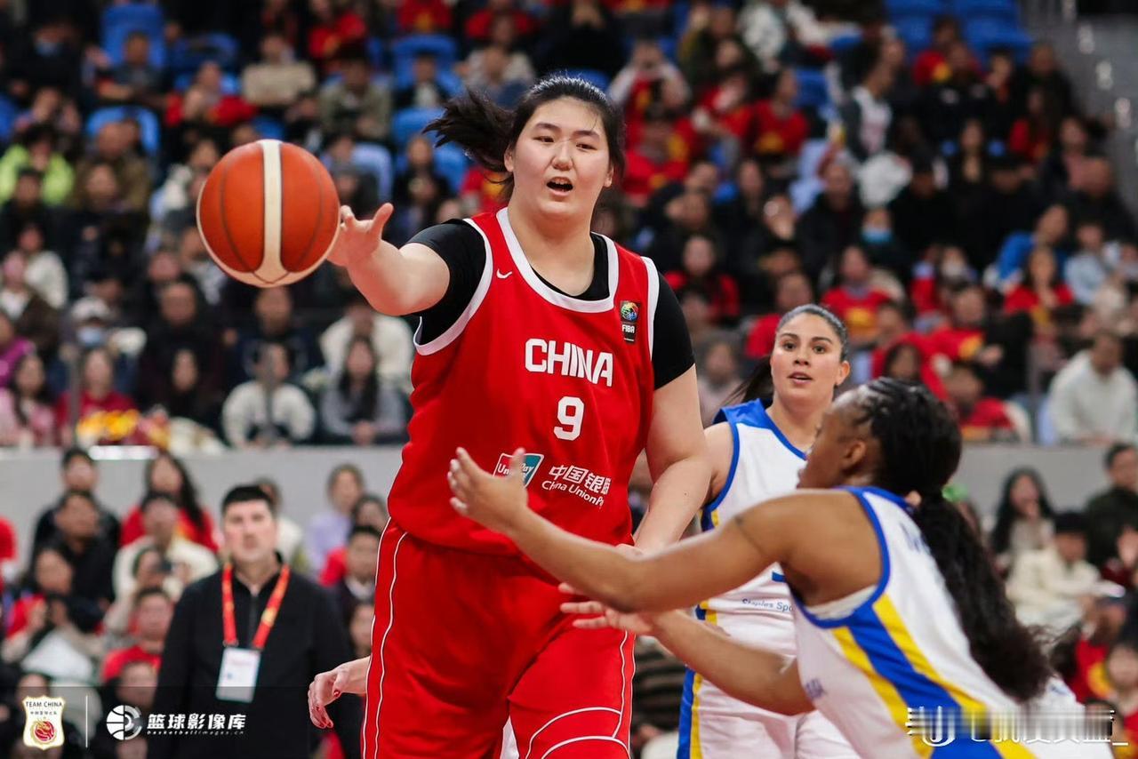 国际旅游队？中国女篮热身赛狂胜对手56分！

昨晚，中国女篮于合肥迎来首个热身赛