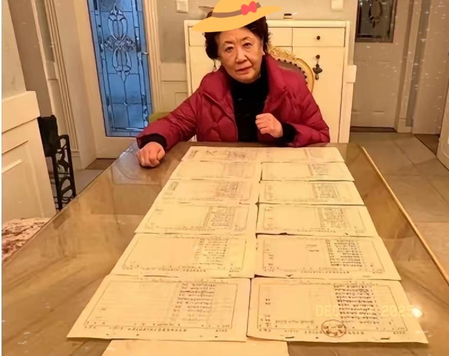 埃隆·马斯克：“我奶奶今年刚满百岁。如果你也觉得她很了不起的话，要么帮我给她送上