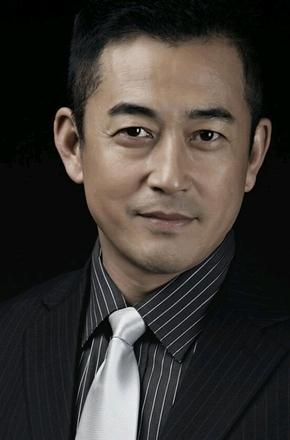 王志飞：有责任讲好四渡赤水战役

         知名演员王志飞谈及红色题材创