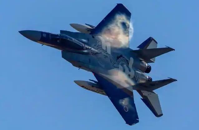 万一当时咱们没忍住，把那两架日本军机打下来会怎样？说白了，就算真打下来了，天也塌