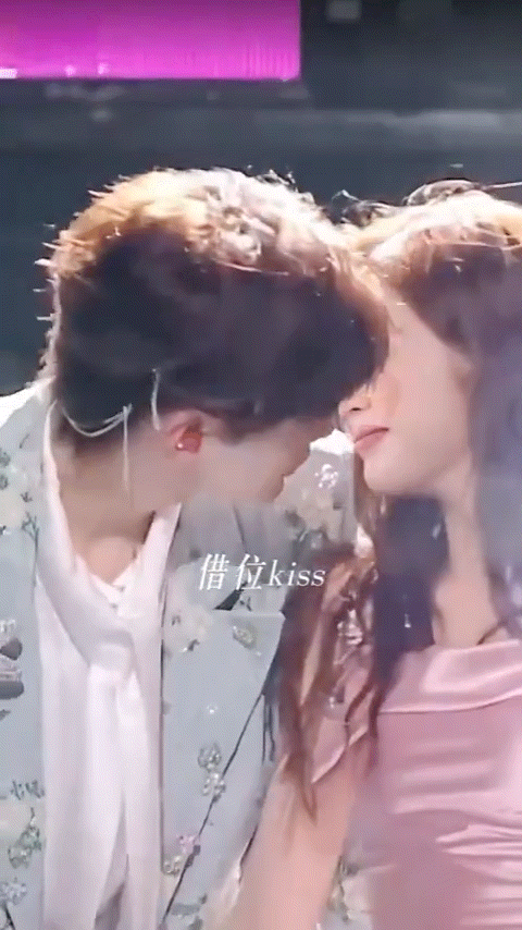 吴宣仪翟潇闻有戏像he小说番外这哪是演戏啊，分明是HE小说番外照进现实！吴宣仪和